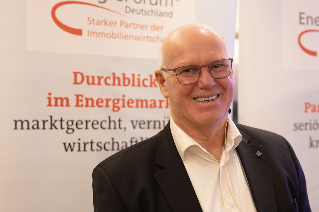 893A1715-Enhanced-NR